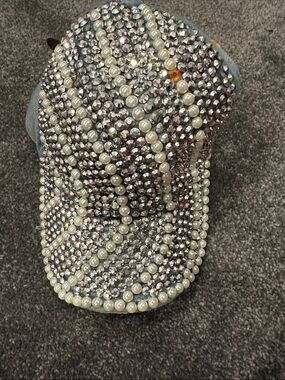 Rhinestone & Pearl Embellished Denim Baseball Cap - Light Blue
